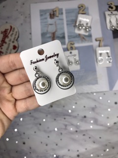 Khuyên tai nhiều kiểu