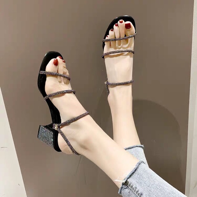 Sandal đính đá mẫu mới giá rẻ nhất 2019