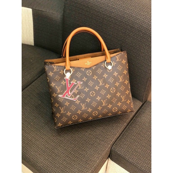 Túi xách nữ LV công sở size 33