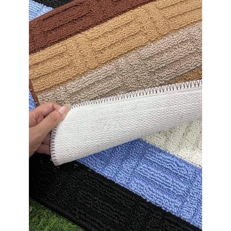 Thảm lau chân chống trượt hoạ tiết kẻ ngang 38x58cm