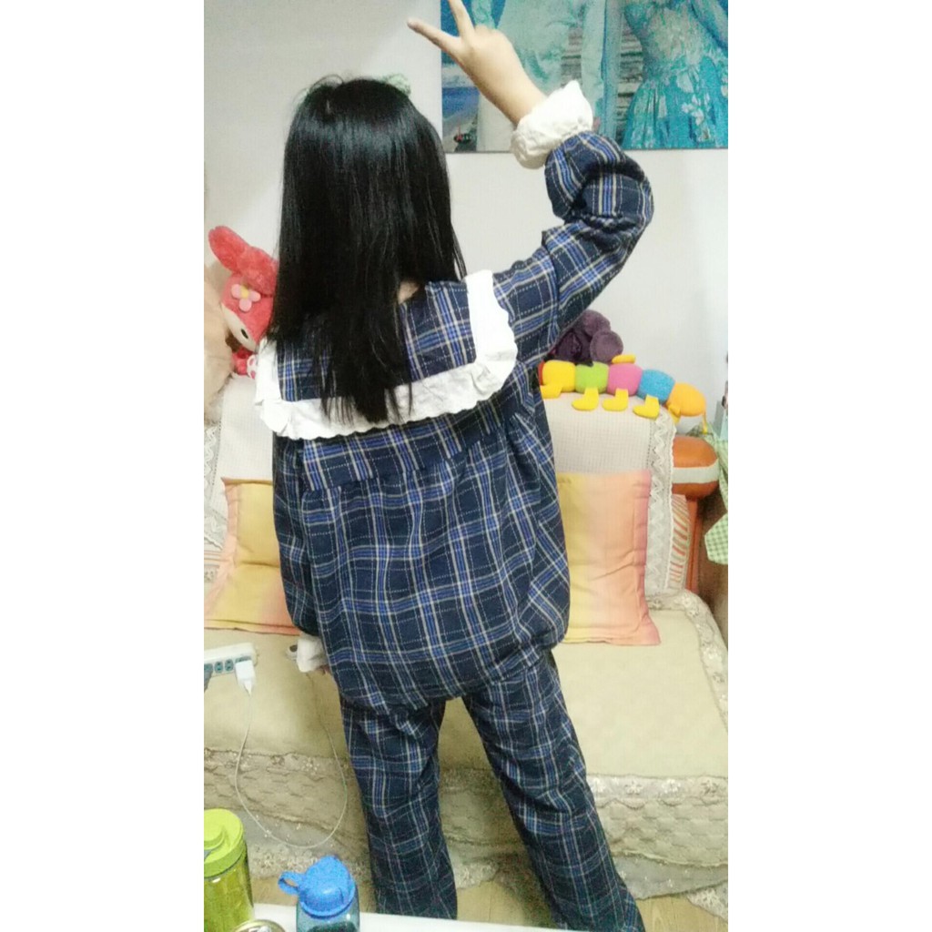 Bộ đồ ngủ tay dài phối sọc ca rô trẻ trung cho phái nữ