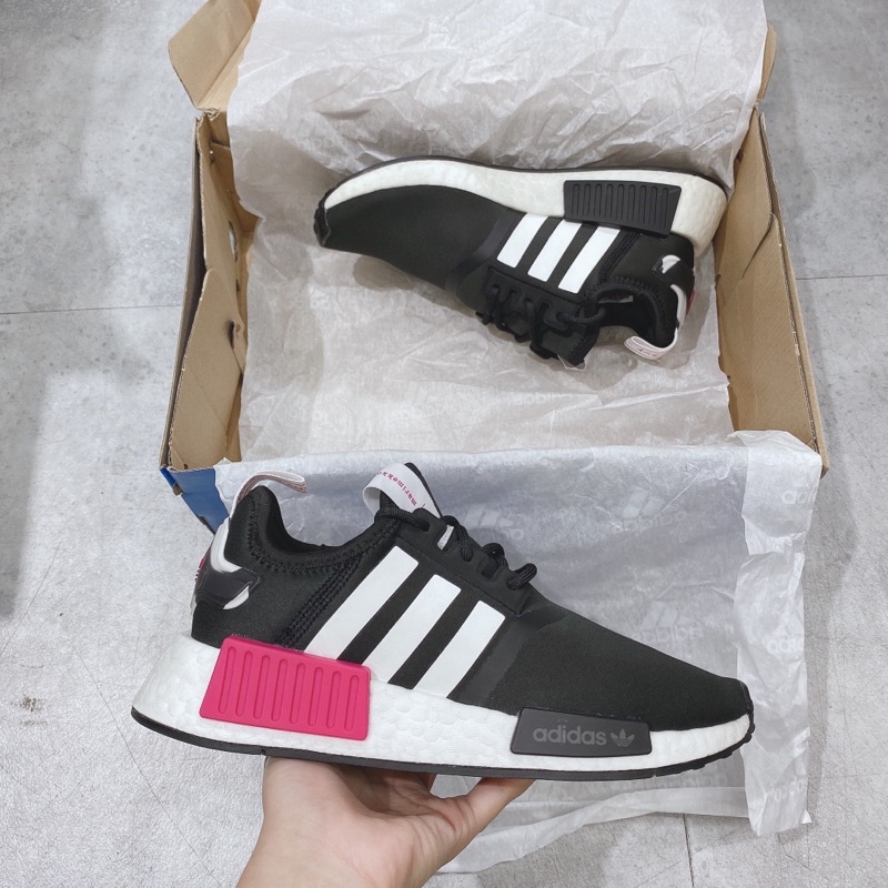 Giày thể thao Sneaker Adidas NMD R1 V1 màu Đen Hồng