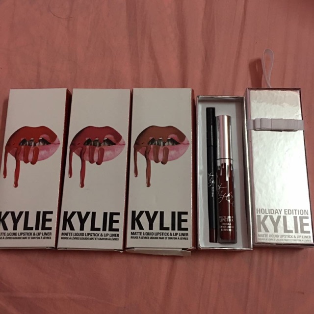 TRẢ ORD KYLIE LIP KIT