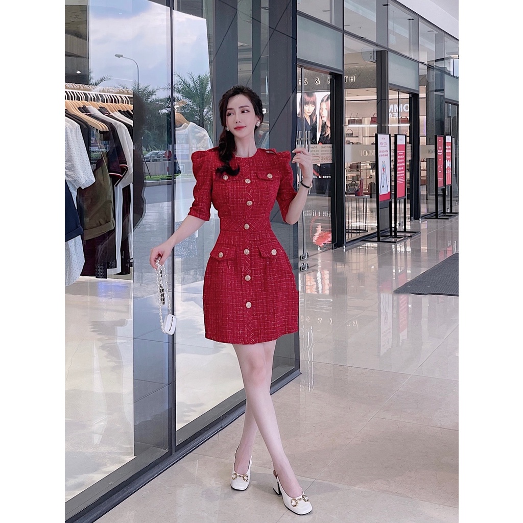 Váy dạ đỏ tay bồng đính cúc sang chảnh | BigBuy360 - bigbuy360.vn