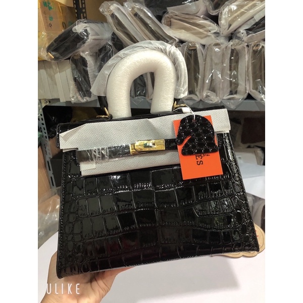 Túi Ke Lyy size 25 da rắn form siêu đẹp