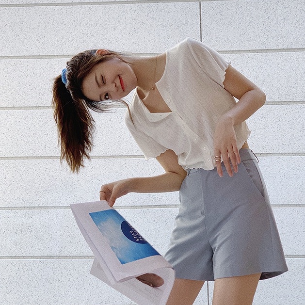 【ZHELIHANGFEI】 / Áo Cardigan Dệt Kim Lụa Lạnh Tay Ngắn Nhẹ Nhàng Phong Cách Pháp Thời Trang Mùa Hè Cho Nữ