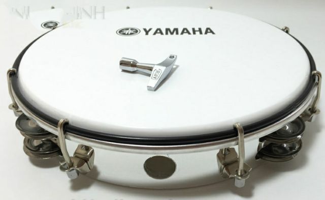Trống lắc tay - Lục lạc gõ bo Inox Tambourine Yamaha MT6-102T