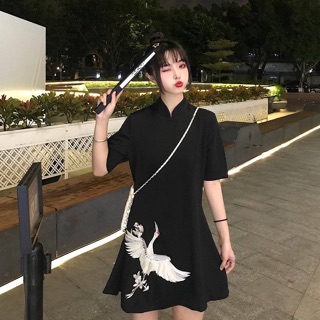 Váy hoạ tiết con sếu
