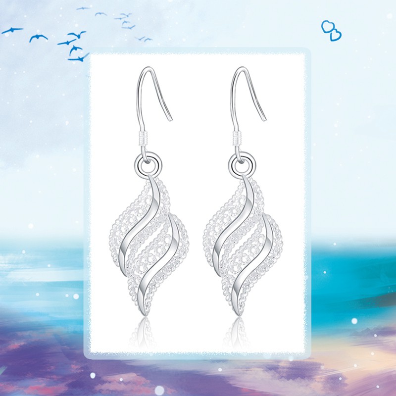 Khuyên tai đính hạt pha lê nhã nhặn