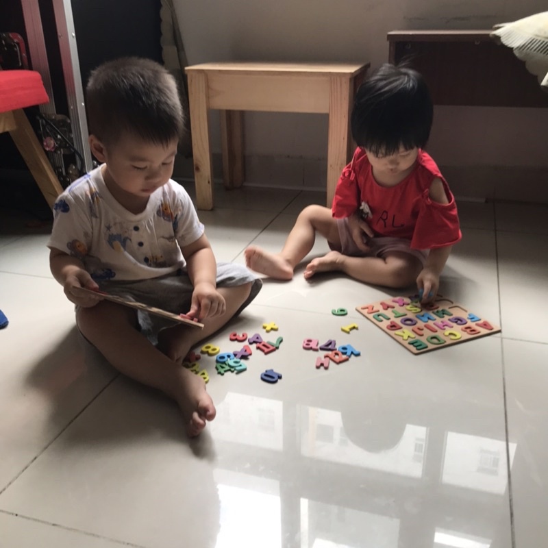 Bảng chữ cái và số cho bé ⚡ SIÊU BỔ ÍCH ⚡ Bảng chữ cái in hoa và số nổi cho trẻ nhận biết và học tập, phát triển trí tuệ