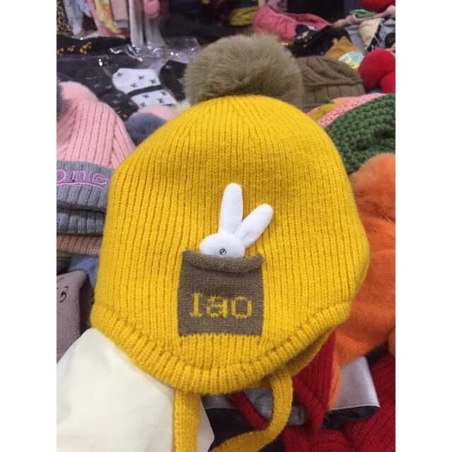 mũ len quả bông