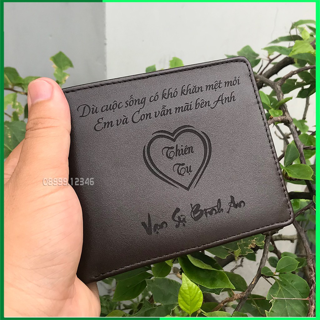 Ví nam chất da bò khắc tên con giáp logo đẹp - KLAKA