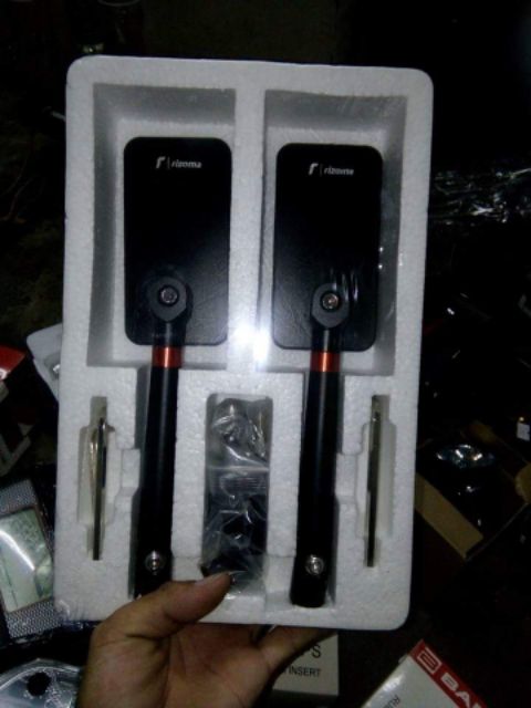 CL GƯƠNG KÍNH CHIẾU HẬU RIZOMA TRÒN VUÔNG IPHONE