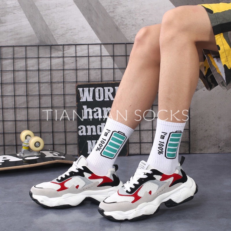 Vớ T037 cổ cao phong cách thể thao in chữ cái thời trang Nhật Hàn năng động cho nam nữ