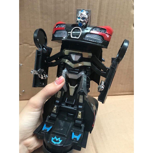 Đồ chơi ô tô biến hình rô bốt cho bé Xe hơi biến hình thành siêu nhân Transformer