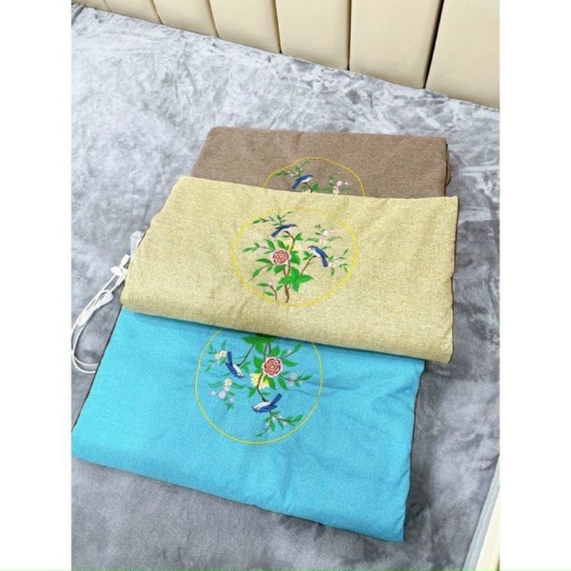 Thảm ngải cứu nội địa trung_ Quỳnh Mai