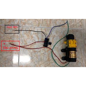 Bơm Áp Lực Mini 12V Sinleader kèm nguồn adapter 5a