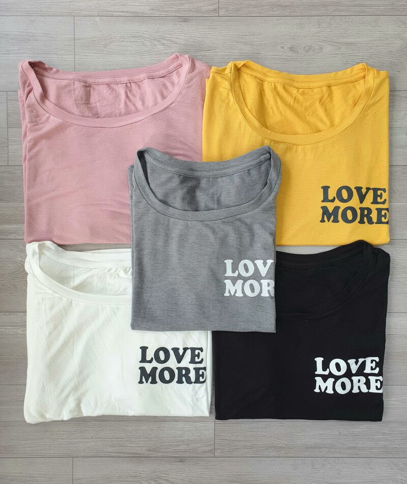 Áo phông nũ cotton mềm Love More