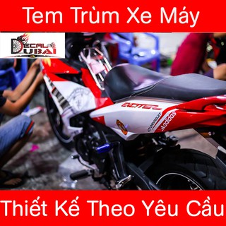 Tem Trùm Exciter 150 Trắng Đỏ Manchester