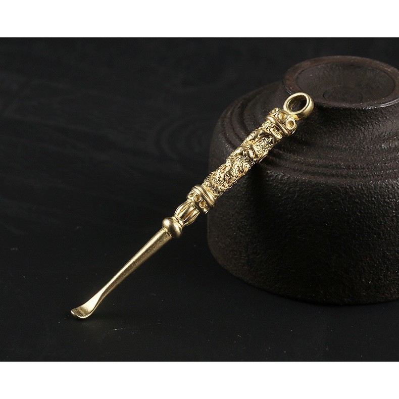 Tượng Đồng Phong Thủy May Mắn Tài Lộc Hình Cây Ráy Tai Bằng Đồng (Kích cỡ: 0.8 x 6.9cm)