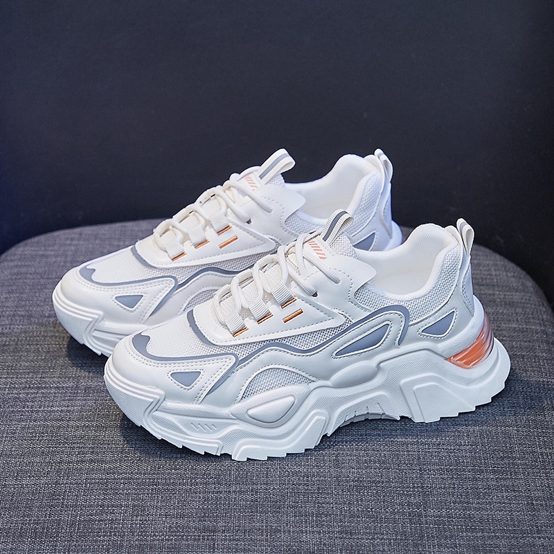 Giày nữ đế cao màu trắng êm chân năng động thể thao mẫu mới 2024 GUMI giá rẻ