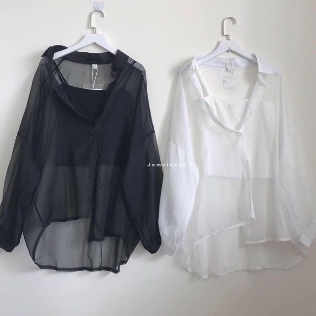 Sơ mi von from rộng.