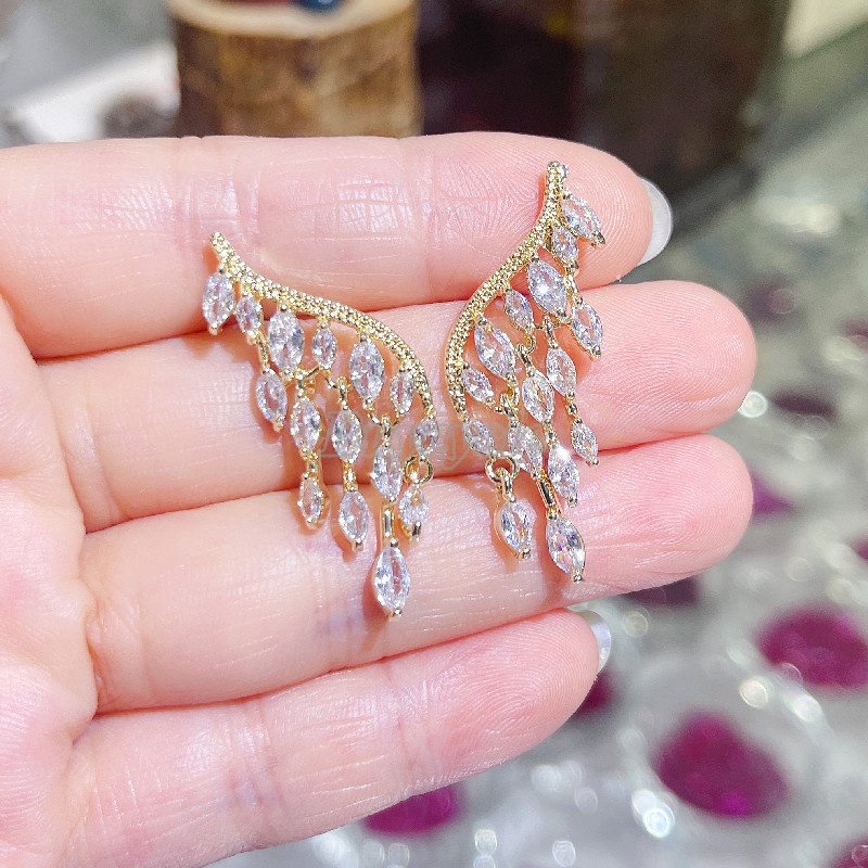 Bông Tai Hình Cánh Thiên Thần Đính Đá Zircon Tua Rua Phong Cách Nhật Hàn Thời Trang Cho Nữ