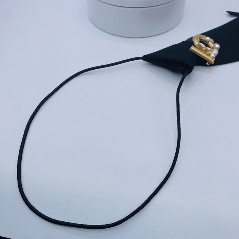 Cà Vạt Kim Loại Màu Đen Có Khóa Số Phong Cách Gothic