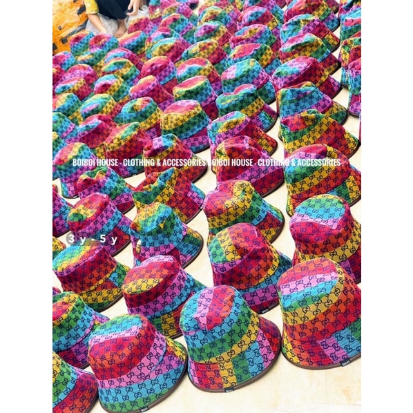 Combo túi và mũ gucci màu sắc sang chảnh cho bé