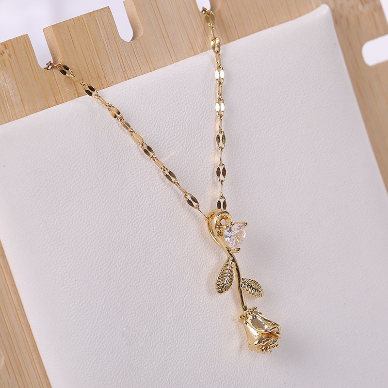 [Không đen gỉ] Dây chuyền nữ thép titan mặt bông hoa hồng xinh xắn TB541