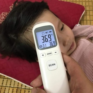Nhiệt kế điện tử cầm tay hàng chuẩn công ty