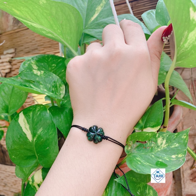 Vòng tay tết cỏ 4 lá