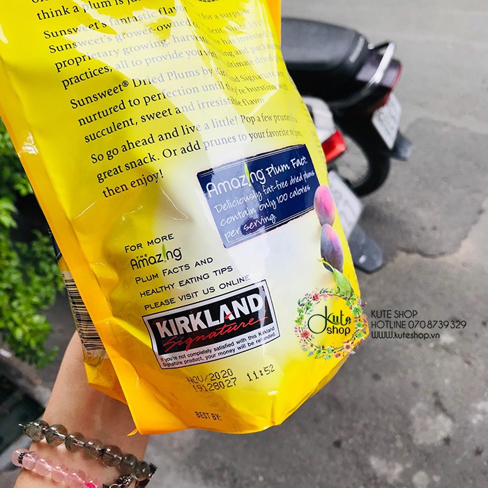 {HSD 09/2021} Mận sấy khô Sunsweet Kirkland Plum 1.59kg