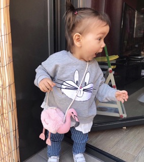 Áo nỉ Zara thỏ vạt trắng