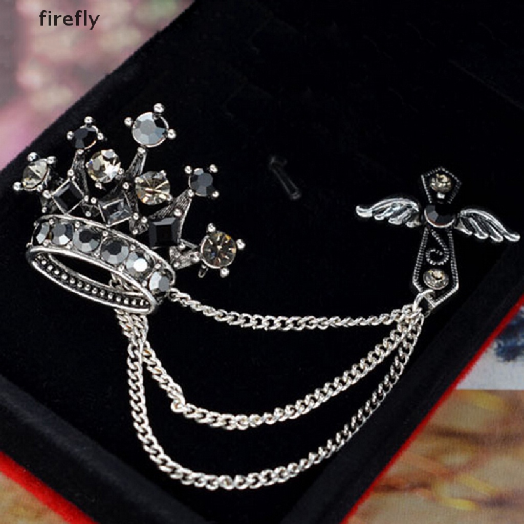 Ghim cài áo hình vương miện đính đá phối tua rua sang trọng cho chú rể