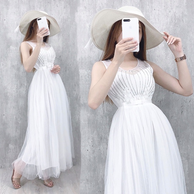 Đầm Maxi dáng xòe màu trắng trơn ren hoa không tay phối dây nơ eo