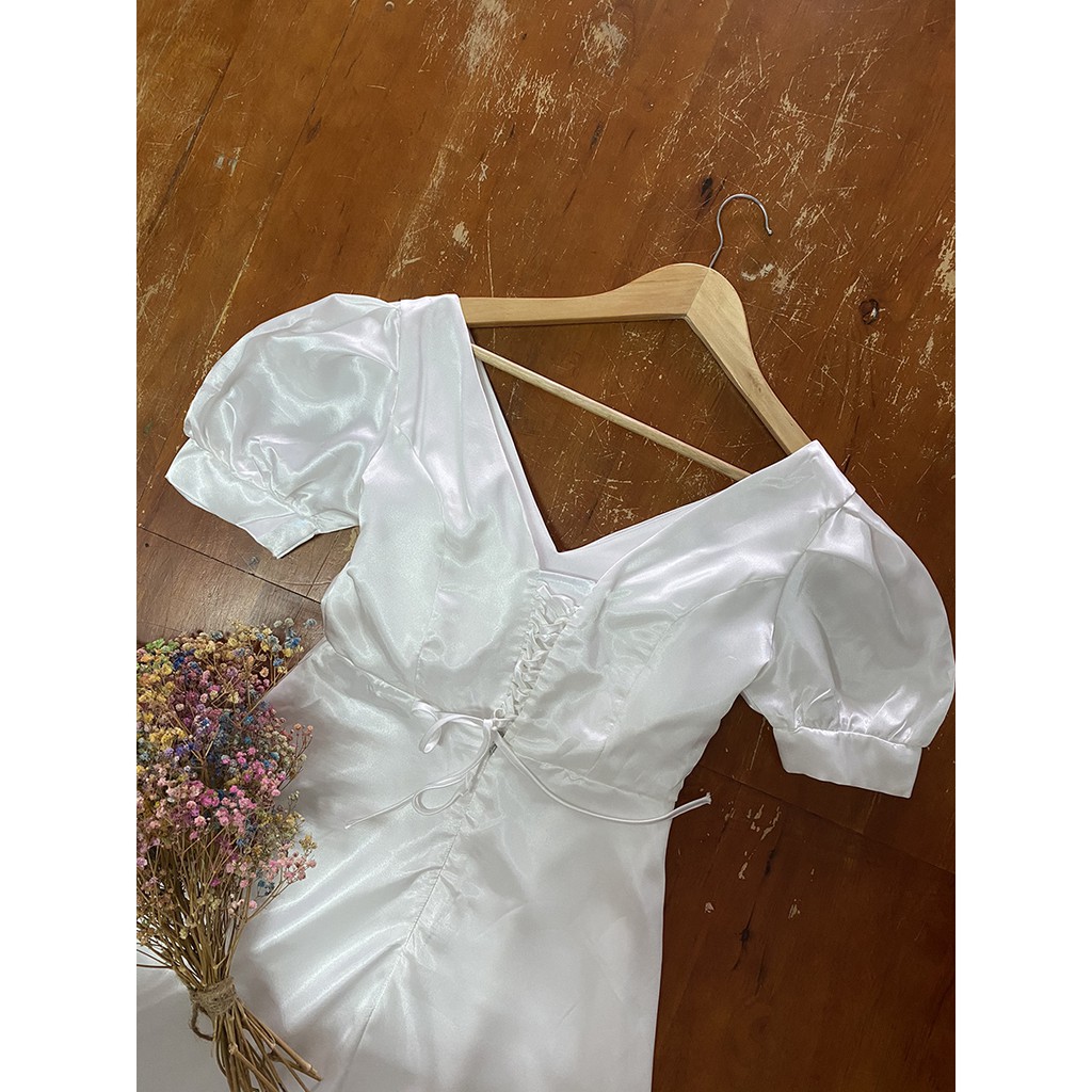 Đầm cưới trắng cổ V sang chảnh ( Hình chụp thật) | BigBuy360 - bigbuy360.vn