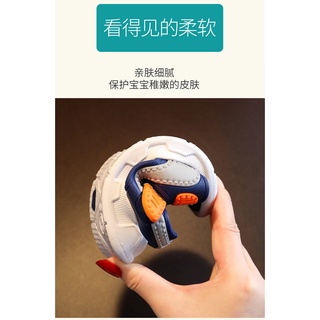 Giày Bé Quai Hậu Siêu Xinh