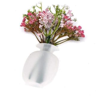 Bình cắm hoa dán tường