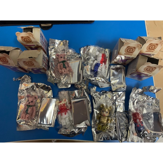 Bearbrick series 40 100% chính hãng