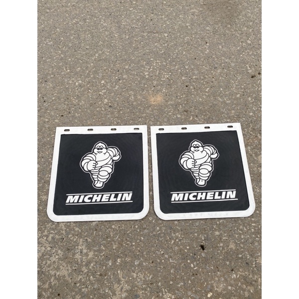 01 cặp chắn bùn thái lan cặp chắn bùn trang trí xe tải