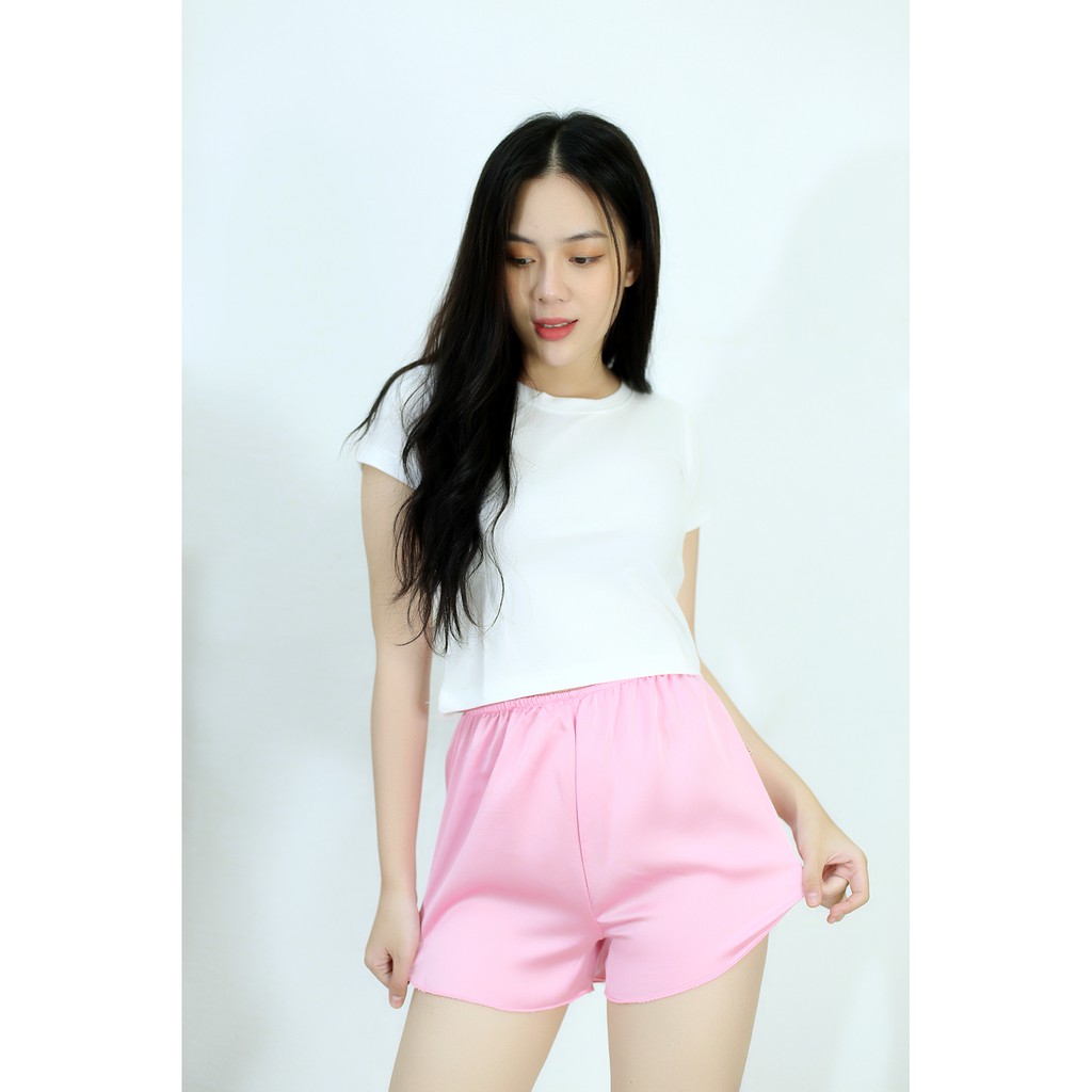 Quần short nữ vải Satin cao cấp co giãn nhẹ 5 màu - Cực Kì mát mẻ và quyến rũ