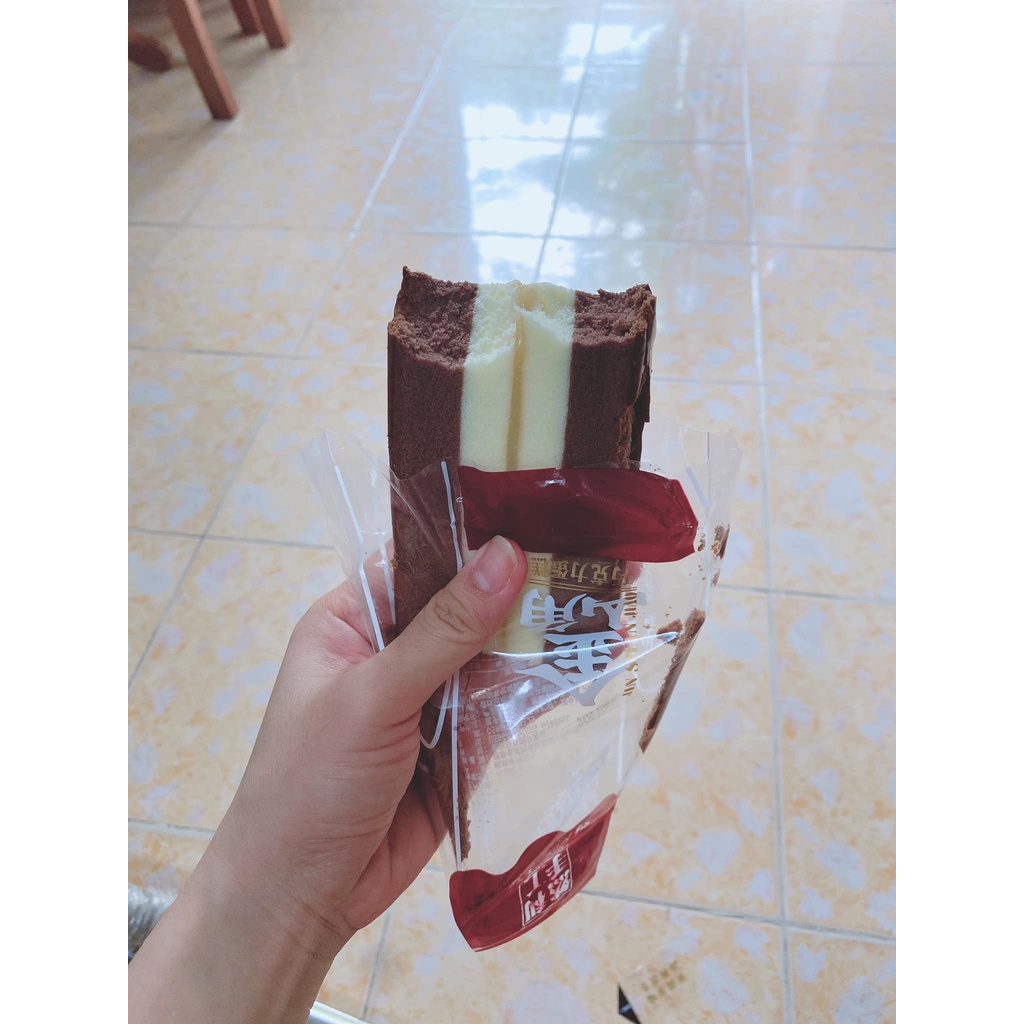 Bánh bông lan tam giác 3 vị 15k/ 1 cái to