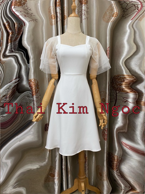 Đầm dự tiệc dáng xoè trắng tay lưới 2 màu