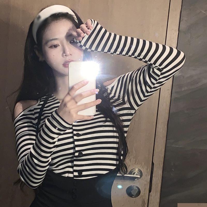 Áo cardigan dài tay cổ chữ V trễ vai họa tiết kẻ sọc thời trang