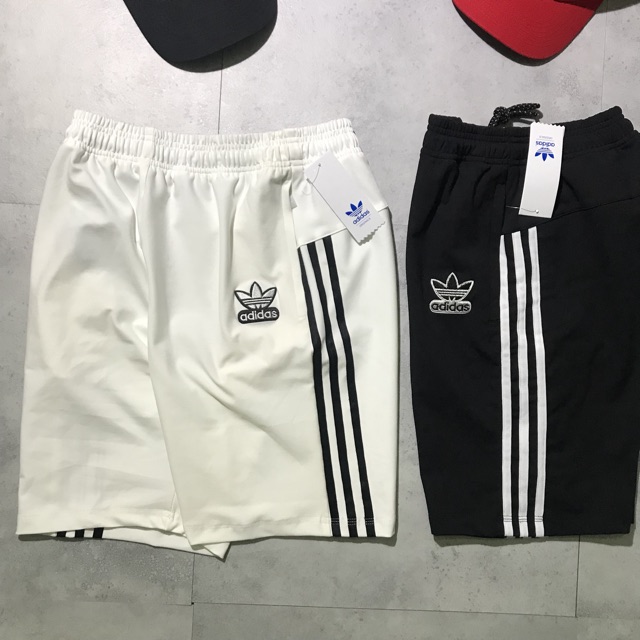 Quần short nam thể thao Adidas (chất thun, logo thêu, hai túi khoá kéo)