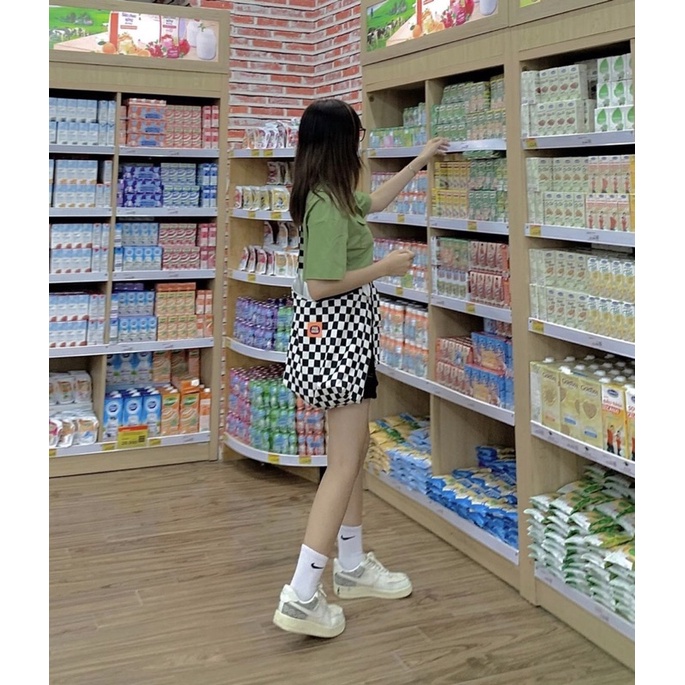 Túi caro quai nịt size to unisex (vừa a4 + có sẵn)