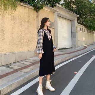 Set váy kẻ + váy yếm