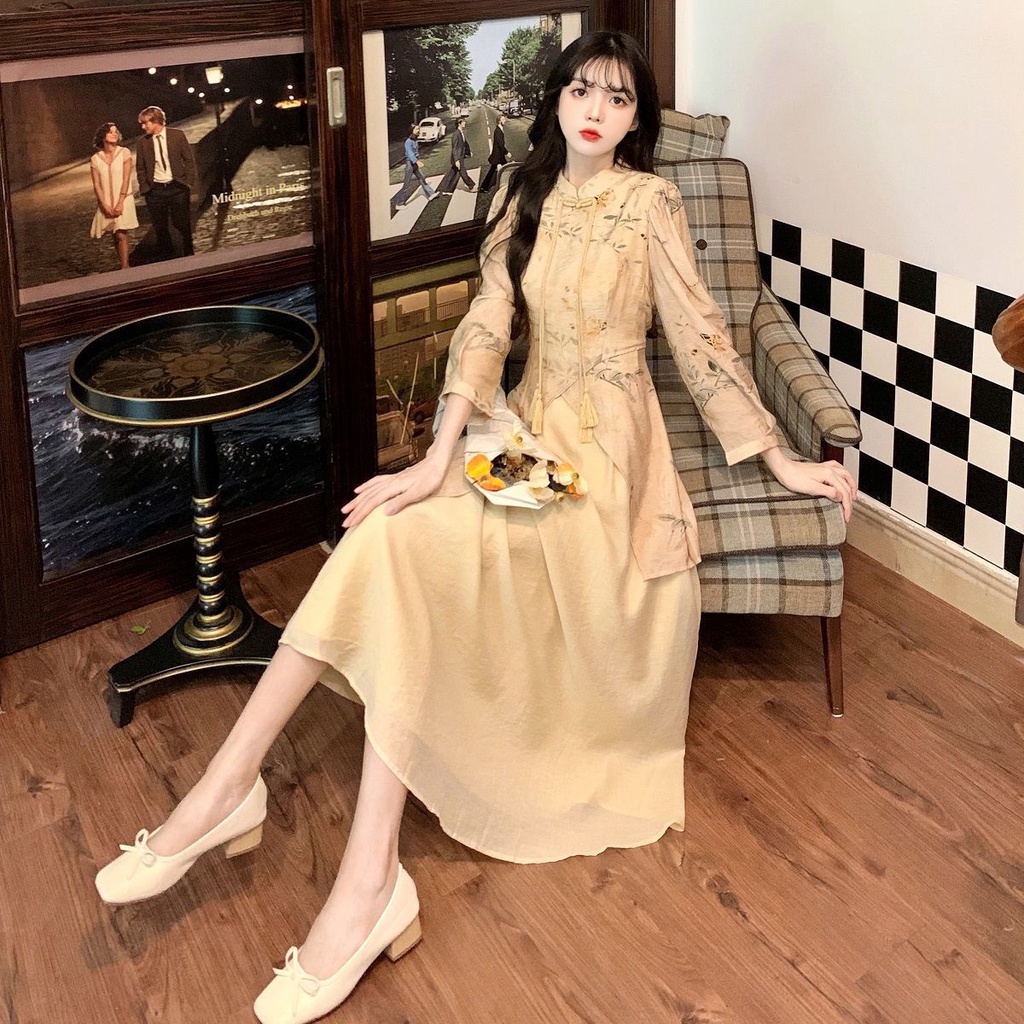 Đầm Sườn Xám Dáng Dài Ôm Eo Cài Khóa Cỡ Lớn Phong Cách Trung Hoa Cổ Điển Thời Trang Mùa Thu Hàng Mới Cho Bạn Gái Mùa Thu 10.6