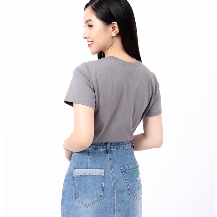 Áo thun nữ, cổ tròn dáng suông in nhũ họa tiết Mickey - F521166